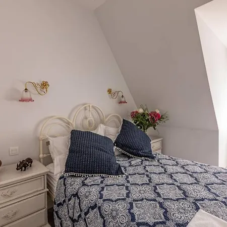 Holiday home Quiet 50's - 12 P. - Private Park & Pool