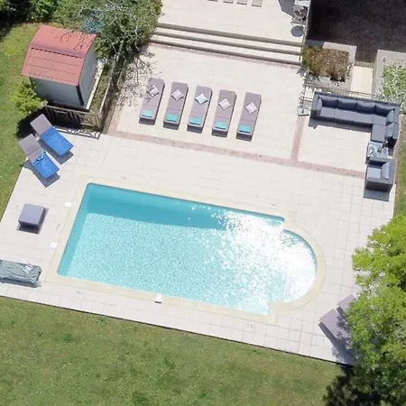 Holiday home Quiet 50's - 12 P. - Private Park & Pool Fources
