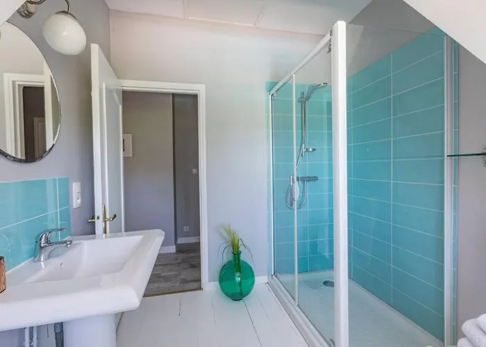 Quiet 50's - 12 P. - Private Park & Pool Vakantiehuis *